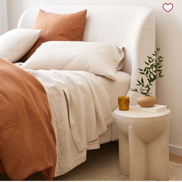 West Elm Other - MUST GO WEST ELM BEDDING LIKE NEW